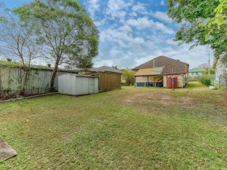 “Renovated beauty in handy location.” - Photo 2