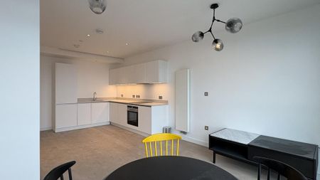 1 bedroom flat to rent - Photo 2