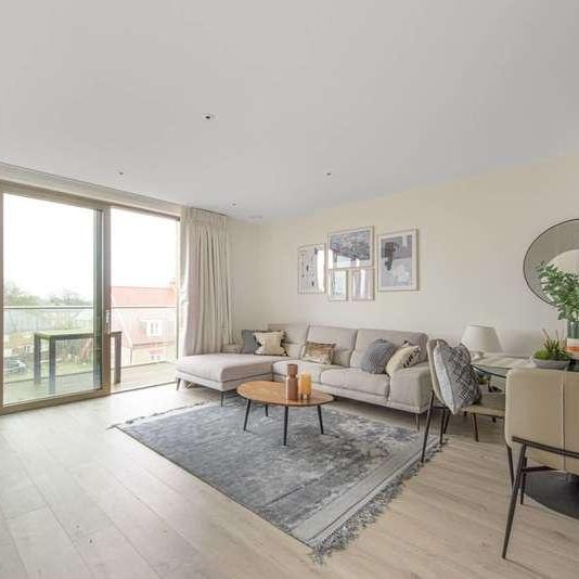 Chaplin Drive, Enfield, EN4 - Photo 1