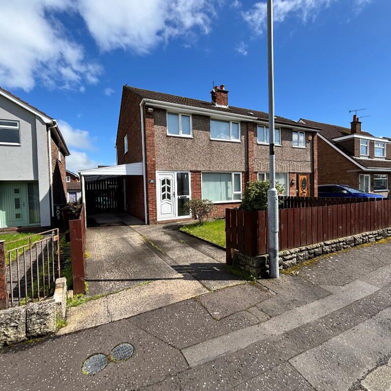 30 Queensway, Carrickfergus, BT38 7LA - Photo 1