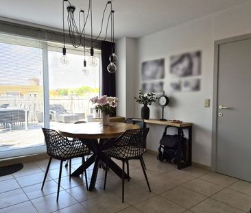 Dakappartement met ruim terras en 2 slaapkamers - Foto 4