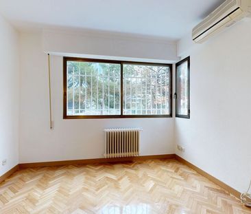 Piso de alquiler en Calle de José María Cavero, San Pascual - Photo 1