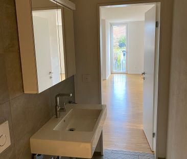 Ab 1.12./1.1. - Stylische 3.5 Zi Whg mit Balkon, Garage - Photo 6