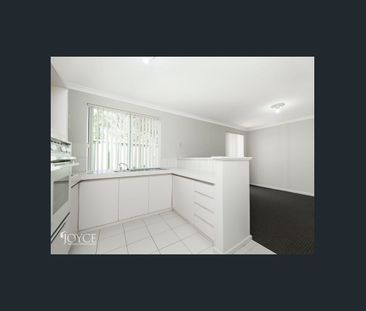 Location Location! - Photo 3