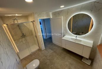 Completely renovated bungalow with stunning sea views