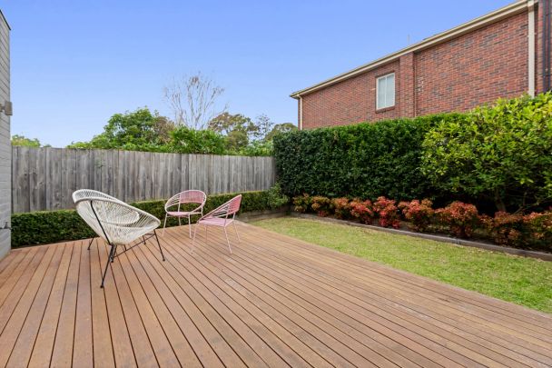 562A Waverley Road, Malvern East. - Photo 1