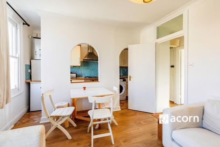 2 bedroom flat to rent - Photo 3