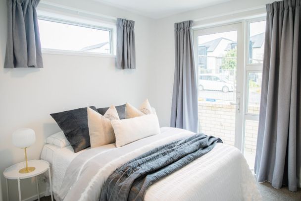 8/8 Glidepath Road Hobsonville - Photo 1