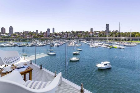 9&10/3 Elizabeth Bay Crescent Elizabeth Bay - Photo 2