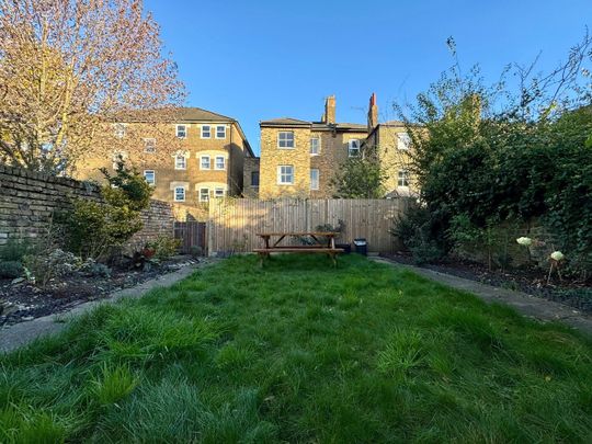 2 Bed Flat, Middle Lane, N8 - Photo 1
