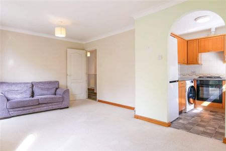 2 bedroom apartment to rent - Photo 2