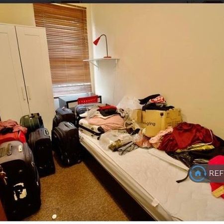 5 bedroom terraced house to rent - Photo 3