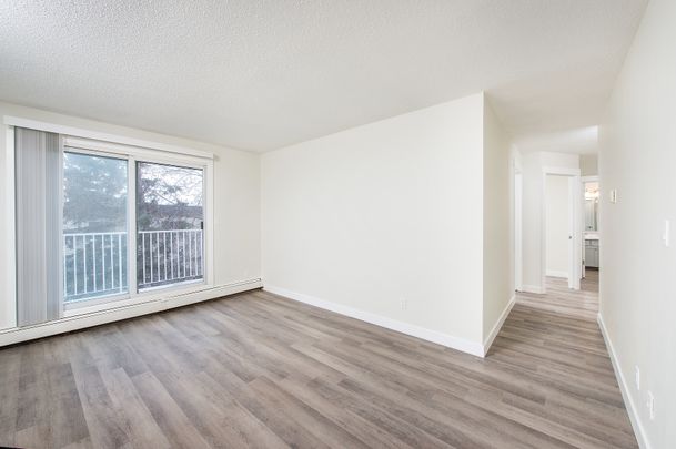 Adam Apartments - Photo 1