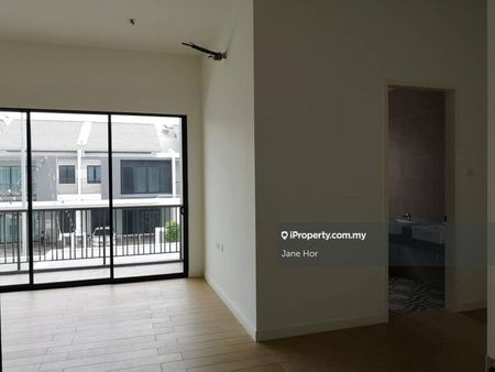 Sierra 11, 16 Sierra, Puchong - Photo 2