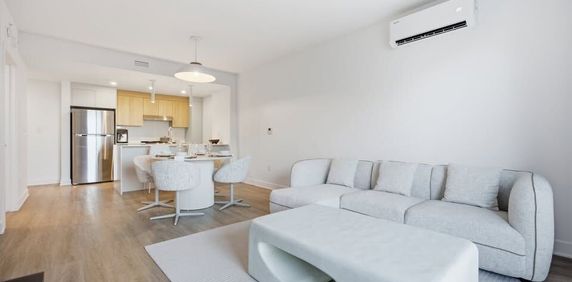 2 CH - 2 SDB - Delson - $2,205 /mo - Photo 2