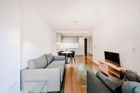 1 Bedroom 1 Bathroom Flat 405 - Photo 2