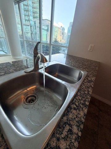 For Lease - 223 Webb Drive Unit# 711, Mississauga, Ontario - Photo 3