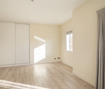 Te huur: Huis Storm van 's-Gravesandeweg 109 in Wassenaar - Photo 1