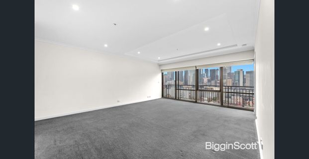 Russell Street Gem with City Views - Photo 1