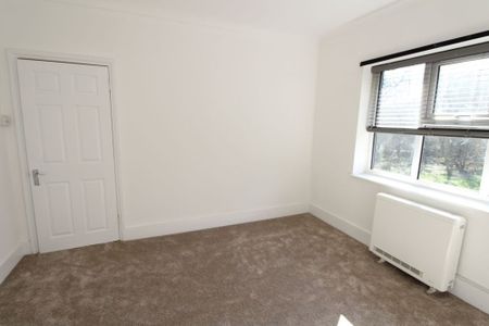Ditchling Common, Ditchling, BN6 - Photo 2