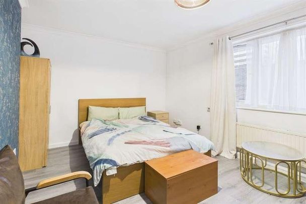 Coppice Way, Newcastle Upon Tyne, NE2 - Photo 1