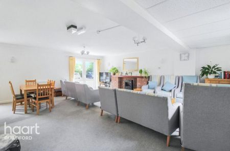 1 bedroom flat to rent - Photo 2