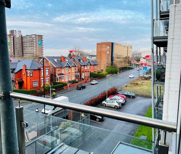 2 Bed Flat, Warwickgate House, M16 - Photo 6