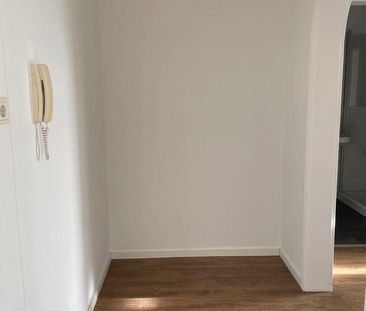 City Wohnung mit EBK ab sofort verfügbar - Foto 1