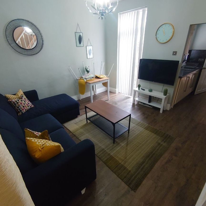 Chiswell Street, Liverpool. - Photo 1