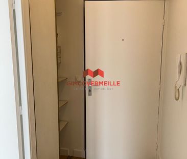 Location Appartement 1 pièce 30m² - Photo 3