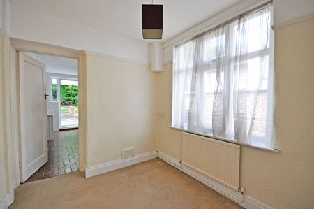 Western Avenue, Newport - Photo 5