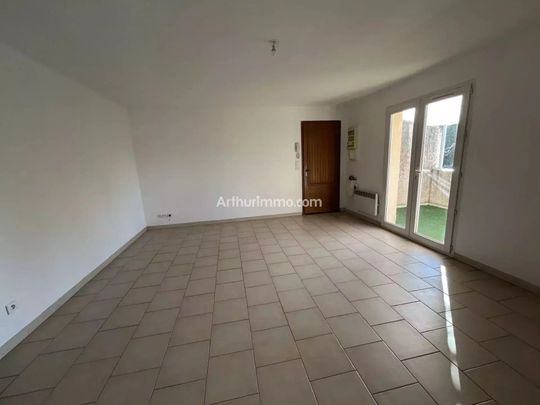 Location Appartement 4 pièces 74 m2 à Aubagne - Photo 1