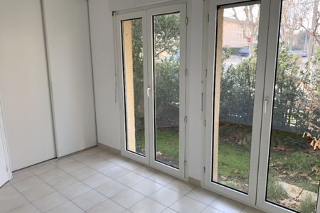 APPARTEMENT AVEC JARDIN LES MILLES - 2 pièce(s) - 52 m2 - Photo 3