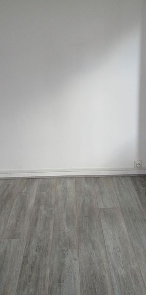 Appartement Etampes 1 pièce(s) 17.74 m2 - Photo 1