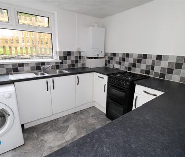 House For Rent Tynybedw Street, Treorchy - Photo 6