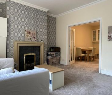 4 bedroom terraced house to rent - Photo 1