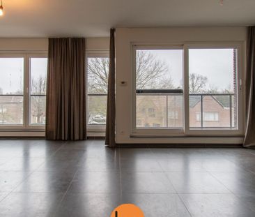 Appartement te huur in Roeselare voor € 795 met 2 slaapkamers - Foto 2