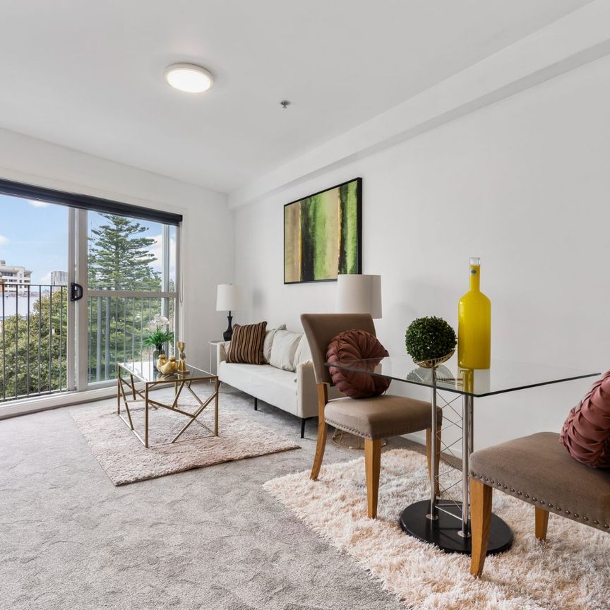 Boutique Modern City Living furnished or unfurnished you choose - Photo 1
