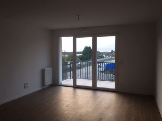 Location Appartement 3 pièces 63m² CARPIQUET 14650 - Photo 1