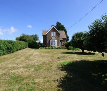 3 bedroom cottage to rent - Photo 2