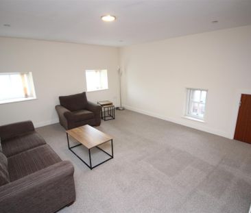 2 bedroom Student Duplex to rent in Waterloo House, Thornton Street... - Photo 2