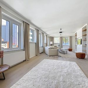 Appartement te huur in Brussel voor € 4.250 met 3 slaapkamers - Photo 2