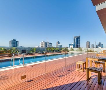 Discover prime CBD living at 923/199 William Street, Melbourne - Photo 6