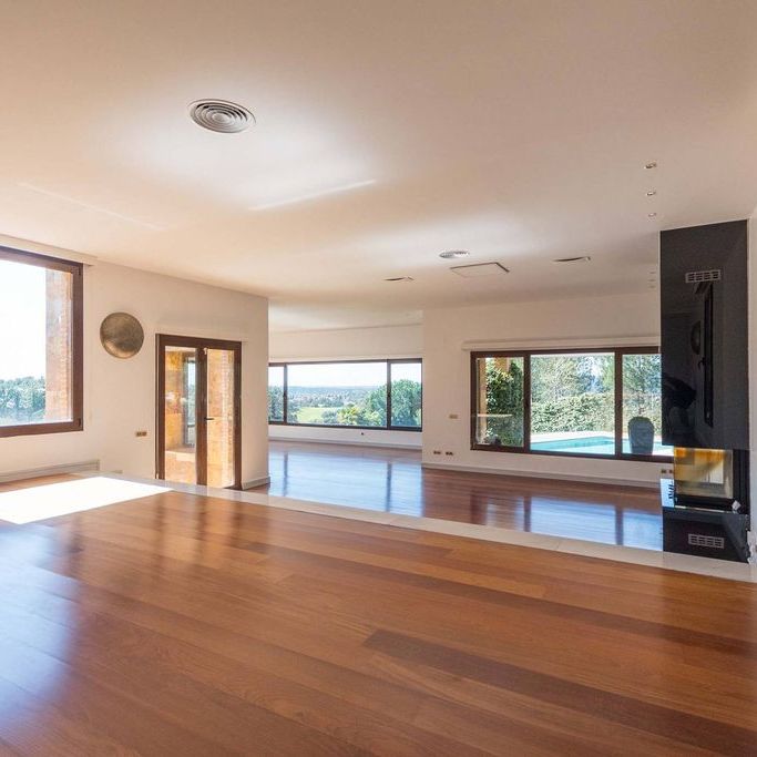 Luxury Detached House for rent in Las Rozas de Madrid, Autonomous Region of Madrid - Foto 1