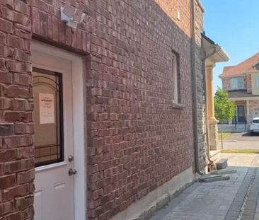 For Lease - 139 Kellington Trail, Whitchurch-Stouffville, Ontario - Photo 2