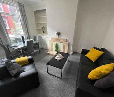 2 bedroom terraced house to rent - Photo 3