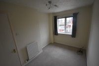 2 bed Terraced - To Let - Photo 3