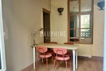 Appartement à louer à Paris 7Ème - Photo 2