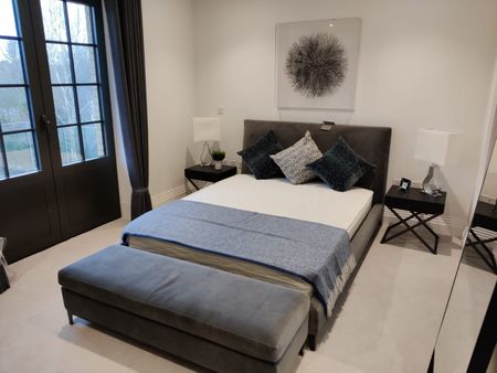 2 bed flat to rent in Glen Island, Taplow, SL6 - Photo 4