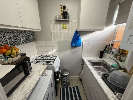 Studio Flat, Linden House, NW10 - Photo 5